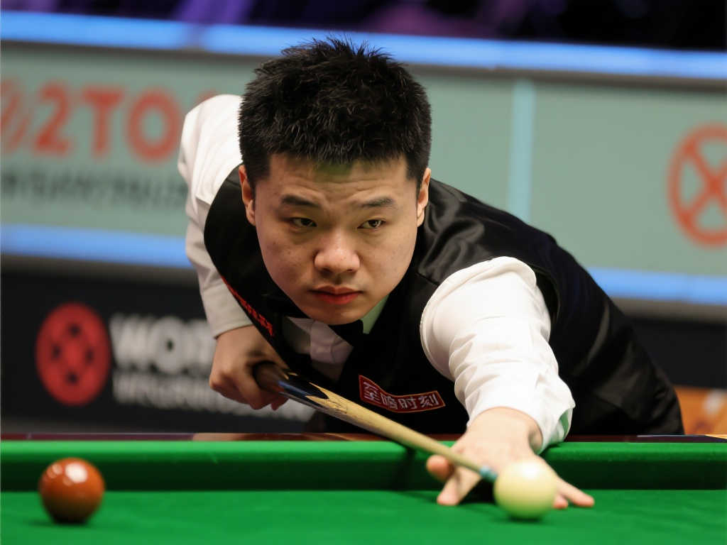 浴火重生!赵心童禁赛1年8个月后强势归来,勇夺斯诺克世锦赛桂冠 浴火重生!赵心童禁赛1年8个月后强势归来,勇夺斯诺克世锦赛桂冠